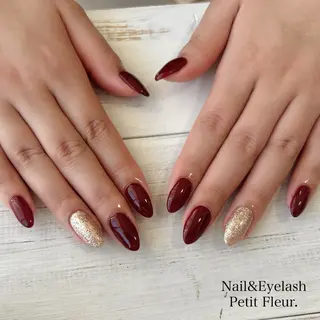 ネイル Petit Fleur所属・青柳 亜梨奈のマツエク・マツパデザイン