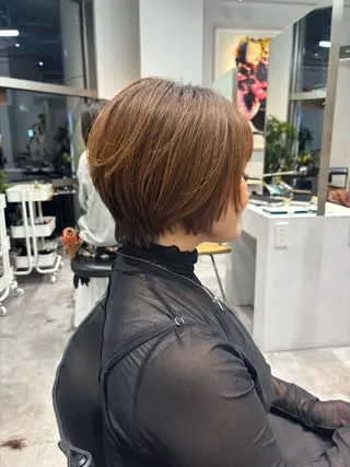 ショート カラー パーマ ヘアアレンジ マエダ アズミ🌱のヘアスタイル
