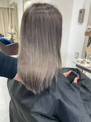 ミディアム カラー職人/上川原 雄飛のヘアスタイル