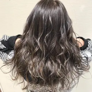 ロング カラー 横山 直輝のヘアスタイル