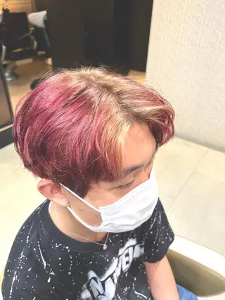 カラー メンズ 心斎橋バレイヤージュ 小林勝貴のヘアスタイル