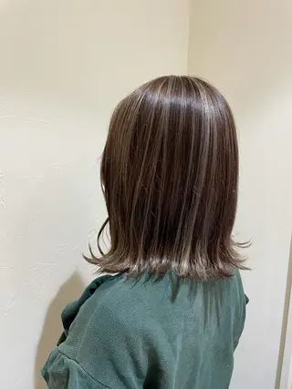 ロング カラー 佐久間 成恵のヘアスタイル