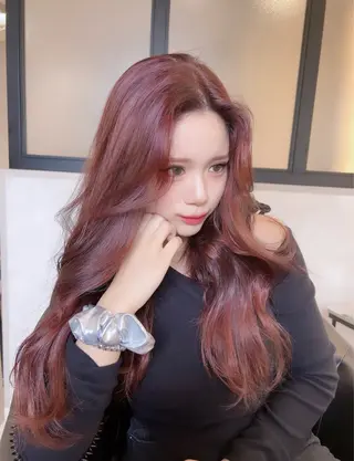 ロング カラー &chaLme   心斎橋所属・emi/髪質改善/ 韓国風/艶カラーのヘアスタイル