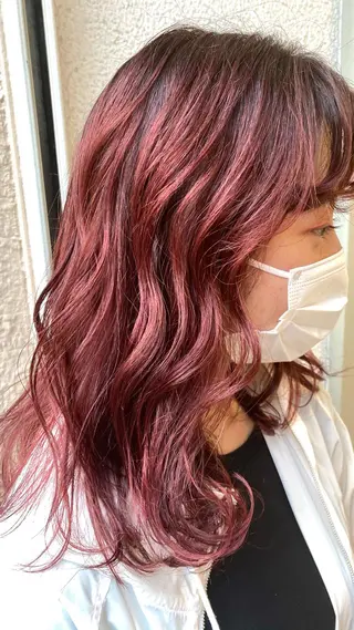 ミディアム カラー ウエモト タク ショート/レイヤーのヘアスタイル