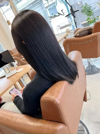 セミロング 髪質改善美髪特化 ルイス奈良のヘアスタイル