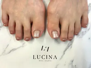 ネイル 新橋 ルキナ スタッフのネイルデザイン