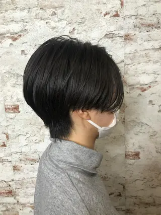 ショート パーソナルカラー 藤本夢のヘアスタイル