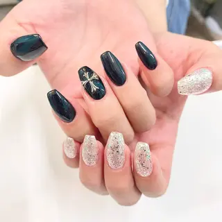 ネイル Kira-ra所属・Kira-ra💎 KIRARIのネイルデザイン