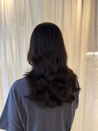 ロング 藤原 百花のヘアスタイル