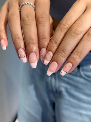 ネイル ハイトーン特化 pepe🎀のヘアスタイル