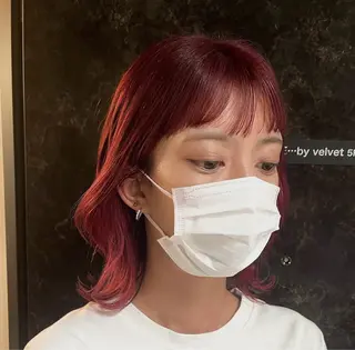 カラー しおり/ 暖色・色味カラー🍒のヘアスタイル