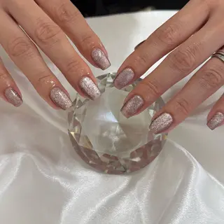 ネイル NAILSALON LUNON 獨協大学前駅店所属・LUNON 獨協大学前駅店のネイルデザイン