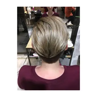 ショート ミディアム カラー アオガミ （前髪顔周りカット）のヘアスタイル