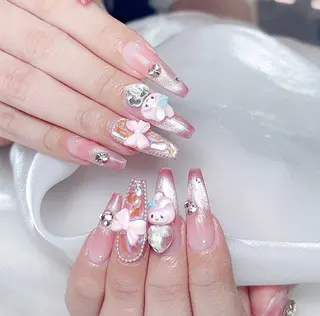 ネイル 🎀M nails✨ ビューティーのネイルデザイン