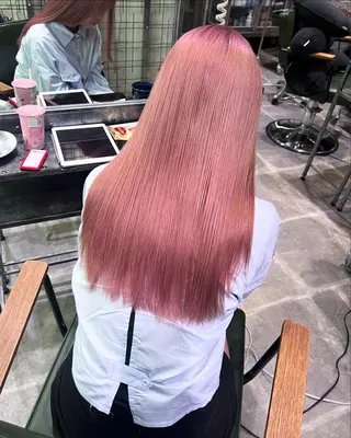 カラー AYANE 韓国ヘア /レイヤーカットのヘアスタイル