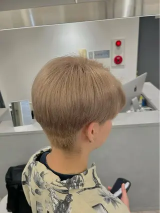 メンズ 🎀ハイトーン特化 konomi🎀のヘアスタイル