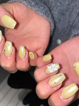 ネイル GO TODAY シェアサロン 渋谷Amiu店所属・渋谷ネイル🎀 y2k/海外ネイルのネイルデザイン