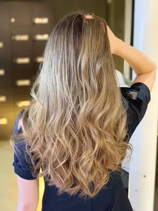 ロング ReHyd BEAUTÉ salon&store 心斎橋店所属・❤️MASAKO❤️ 🌸🩷エクステ🩷のヘアスタイル