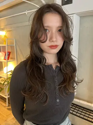 ロング カラー 田添 幹宜のヘアスタイル