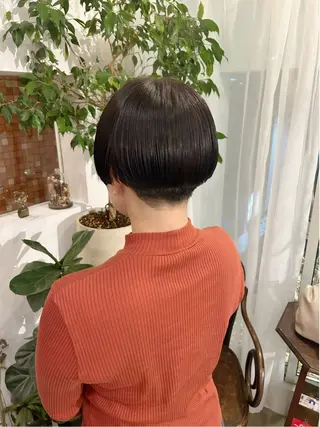 ショート 谷澤 朋佳のヘアスタイル