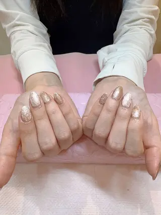 ネイル LEDアイラッシュ ∩_∩アオイのマツエク・マツパデザイン