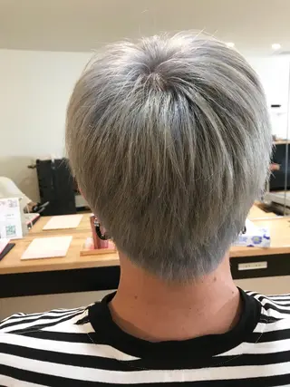 ショート カラー SOCO.(ソーコ)所属・恵口 航造のヘアスタイル