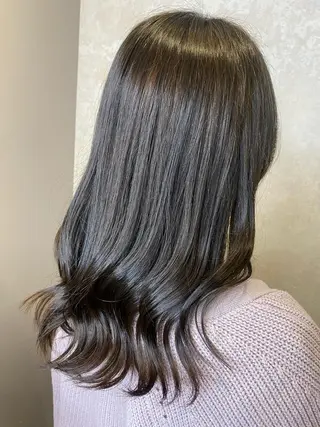 セミロング カラー CIEL天六店 三上春のヘアスタイル