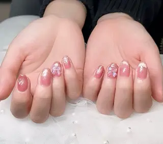 ネイル NiNa ビューティーサロン所属・Ni Naのネイルデザイン