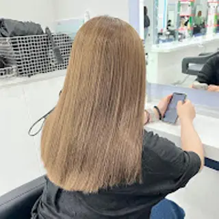 カラー 🥂UNITED公式 🥂横浜店🥂のヘアスタイル