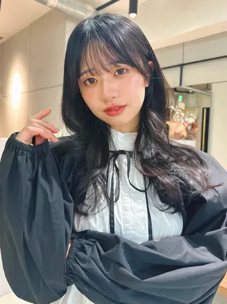 ロング カラー パーマ 🫧小顔×似合わせ× 透明感カラー🫧のヘアスタイル