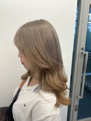 ロング 似合わせ/ ブリーチ🤩レンのヘアスタイル
