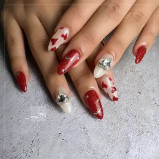 ネイル GRANDE OSU Anna 🧸💛のネイルデザイン