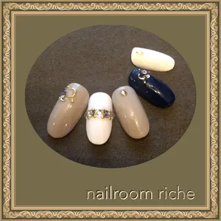 ネイル nailroom richeのネイルデザイン