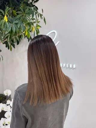 ミディアム カラー R/🤎 パーマ＆ブリーチ🔥のヘアスタイル