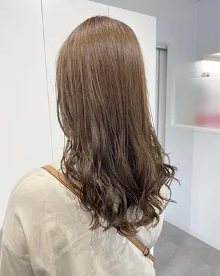 セミロング カラー giinii所属・横浜縮毛矯正 ☆渋谷良太のヘアスタイル