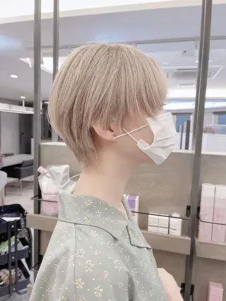 ショート ハイトーン特化サロン 🍑momo🍑のヘアスタイル