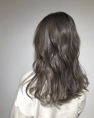 セミロング カラー GO TODAY SHAiRE SALON 原宿Stella店所属・𓍯柔らかhair 𓍯 yukinoのヘアスタイル