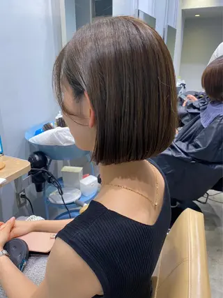 ショート カラー -さたけ たつき-のヘアスタイル