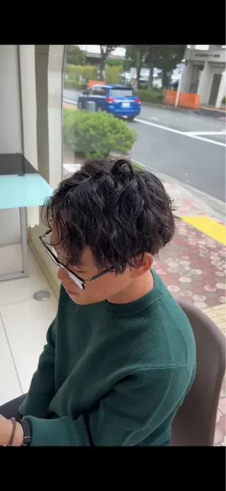 パーマ メンズ 成瀬メンズ パーマ清水大隼のヘアスタイル