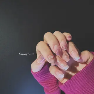 ネイル Flashy Nailsのネイルデザイン