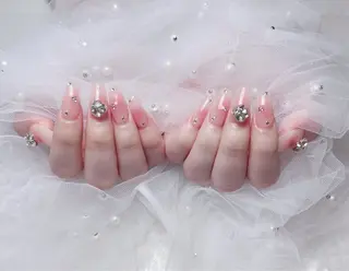 ネイル uuネイルサロン所属・uu ネイルサロン関内🌼のネイルデザイン