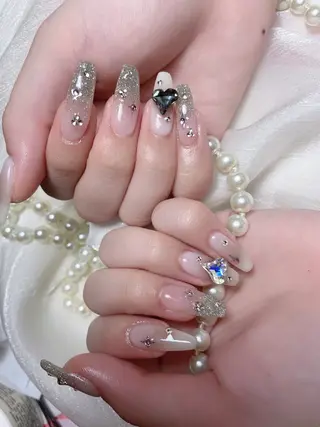 ネイル YOIネイルサロン所属・YOI ゆみのネイルデザイン