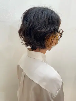 ショート カラー 艶カラー🌙縮毛矯正 /ボブ【Reina】のヘアスタイル