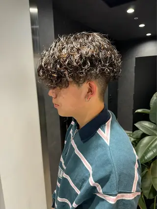 ショート パーマ メンズ ⚡️メンズ特化⚡️ RYUKIのヘアスタイル