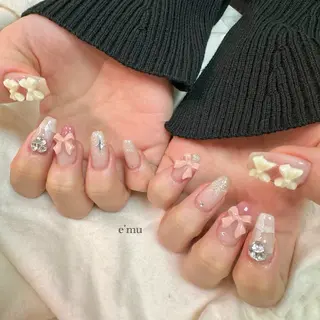ネイル nail salon e'mu💐のネイルデザイン