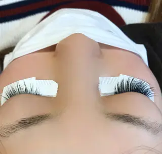 マツエク・マツパ francesca eyelash所属・中島 顕子のマツエク・マツパデザイン