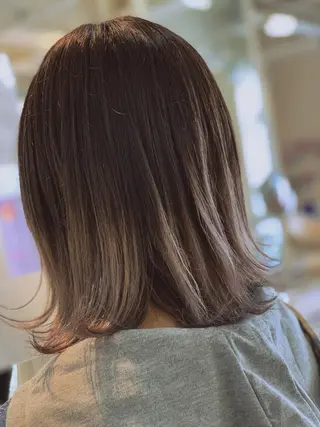 ミディアム カラー 本田 卓也のヘアスタイル