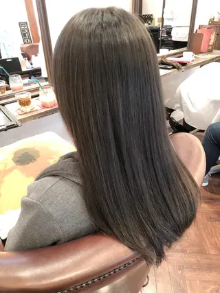 ロング カラー いしだ みさきのヘアスタイル