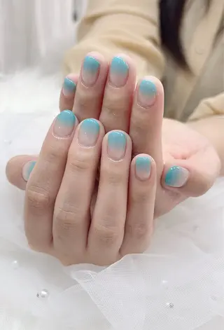 ネイル Cosmos Naomiのネイルデザイン