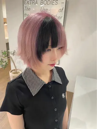 ショート カラー 浜田 未音のヘアスタイル